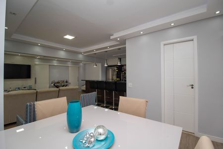 Apartamento à venda com 112m², 2 quartos e 2 vagas Apartamento à venda com 112m², 2 quartos e 2 vagasSala