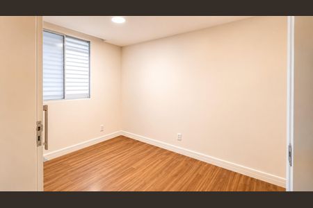 Quarto de apartamento à venda com 2 quartos, 45m² em Vila Marieta, Campinas