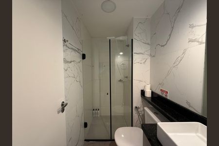 Banheiro de apartamento para alugar com 1 quarto, 25m² em Centro Histórico de São Paulo, São Paulo