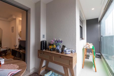 Apartamento à venda com 45m², 1 quarto e 1 vaga Apartamento à venda com 45m², 1 quarto e 1 vagaVaranda