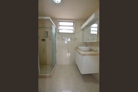 Apartamento à venda com 129m², 3 quartos e 2 vagasBanheiro da Suite