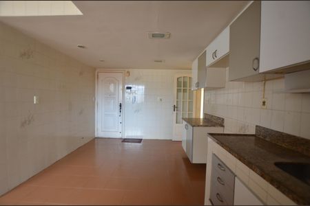 Apartamento à venda com 129m², 3 quartos e 2 vagasCozinha