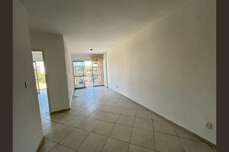 Apartamento para alugar com 92m², 2 quartos e 1 vagaSala