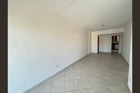 Apartamento para alugar com 92m², 2 quartos e 1 vagaSala