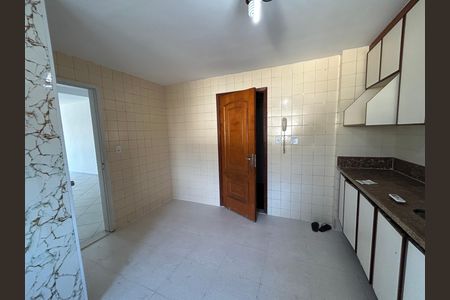 Apartamento para alugar com 92m², 2 quartos e 1 vagaCozinha