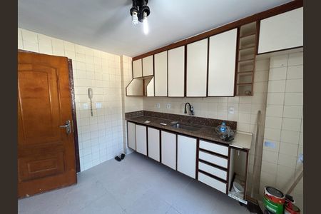 Apartamento para alugar com 92m², 2 quartos e 1 vagaCozinha