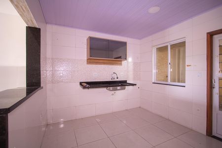 Casa para alugar com 60m², 2 quartos e sem vaga Casa para alugar com 60m², 2 quartos e sem vagaCozinha