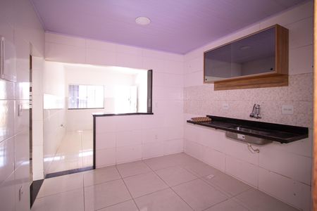Casa para alugar com 60m², 2 quartos e sem vaga Casa para alugar com 60m², 2 quartos e sem vagaCozinha