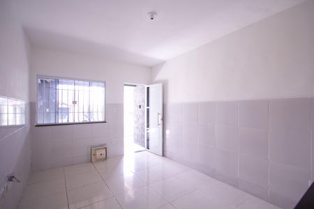 Sala de casa para alugar com 2 quartos, 60m² em Barro Vermelho, São Gonçalo