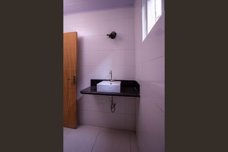 Casa para alugar com 60m², 2 quartos e sem vaga Casa para alugar com 60m², 2 quartos e sem vagaBanheiro