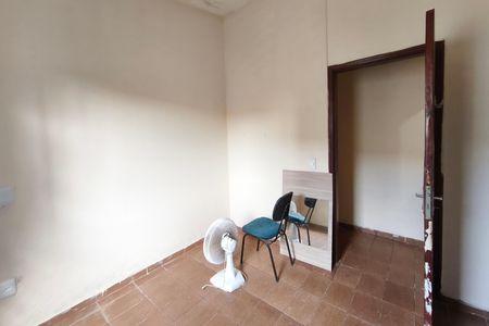 Casa à venda com 303m², 3 quartos e 2 vagas Casa à venda com 303m², 3 quartos e 2 vagasQuarto 2