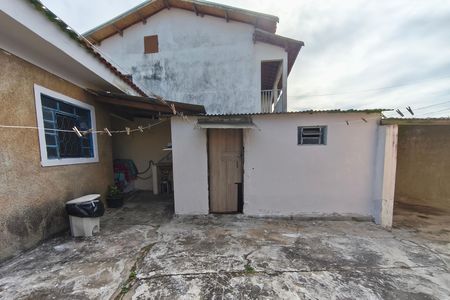 Casa à venda com 303m², 3 quartos e 2 vagas Casa à venda com 303m², 3 quartos e 2 vagasQuintal