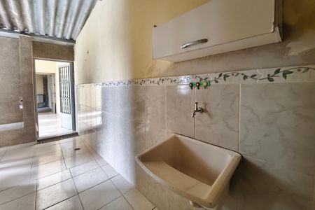 Casa à venda com 303m², 3 quartos e 2 vagas Casa à venda com 303m², 3 quartos e 2 vagasCasa 2 - Área de Serviço
