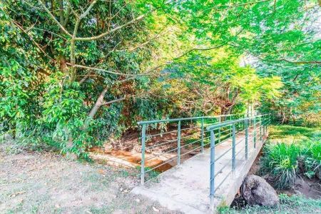 Casa de condomínio à venda com 234m², 3 quartos e 4 vagas Casa de condomínio à venda com 234m², 3 quartos e 4 vagasÁrea externa