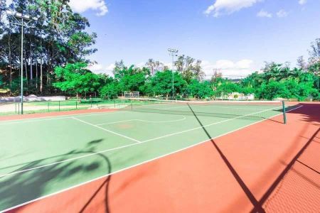 Casa de condomínio à venda com 234m², 3 quartos e 4 vagas Casa de condomínio à venda com 234m², 3 quartos e 4 vagasÁrea externa
