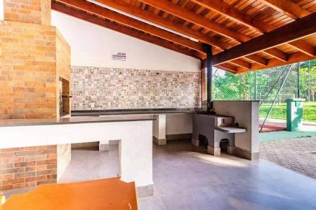 Casa de condomínio à venda com 234m², 3 quartos e 4 vagas Casa de condomínio à venda com 234m², 3 quartos e 4 vagasÁrea externa