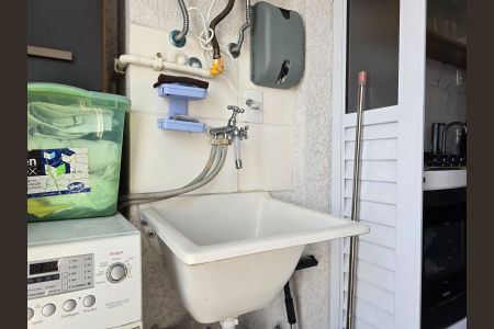 Apartamento à venda com 42m², 2 quartos e 1 vagaÁrea de Serviço