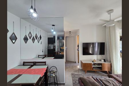 Apartamento à venda com 42m², 2 quartos e 1 vagaSala 