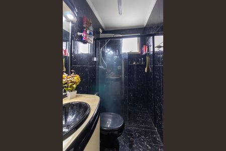Apartamento à venda com 74m², 2 quartos e 2 vagasBanheiro