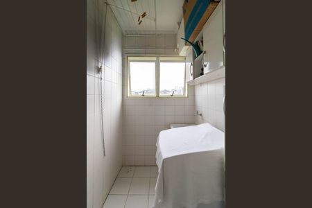 Apartamento à venda com 74m², 2 quartos e 2 vagasArea de Serviço 