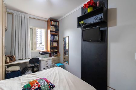 Apartamento à venda com 74m², 2 quartos e 2 vagasQuarto 1
