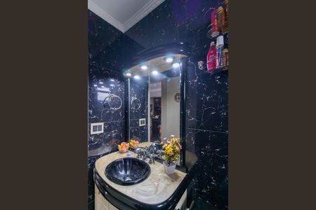 Apartamento à venda com 74m², 2 quartos e 2 vagasBanheiro