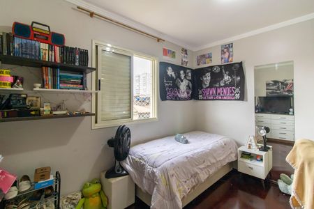 Apartamento à venda com 74m², 2 quartos e 2 vagasQuarto 2