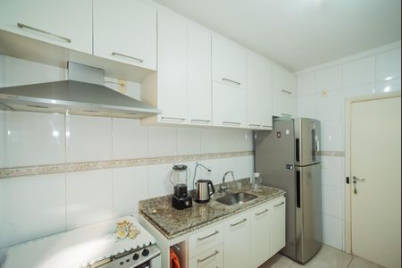 Casa à venda com 150m², 3 quartos e 2 vagas Casa à venda com 150m², 3 quartos e 2 vagasCozinha