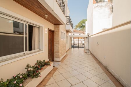 Casa à venda com 150m², 3 quartos e 2 vagas Casa à venda com 150m², 3 quartos e 2 vagasHall de entrada