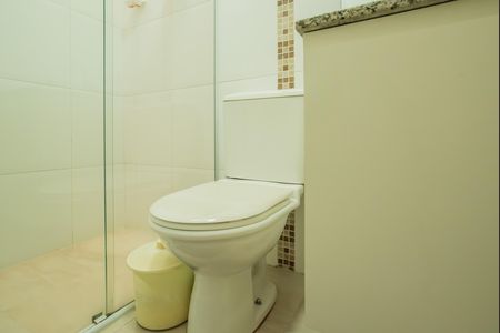Casa à venda com 150m², 3 quartos e 2 vagas Casa à venda com 150m², 3 quartos e 2 vagasBanheiro