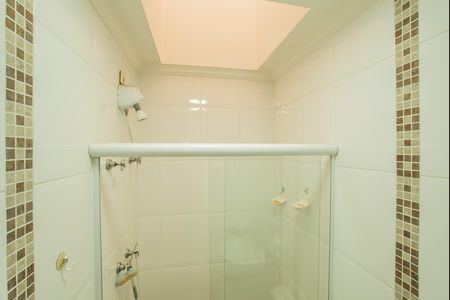 Casa à venda com 150m², 3 quartos e 2 vagas Casa à venda com 150m², 3 quartos e 2 vagasBanheiro