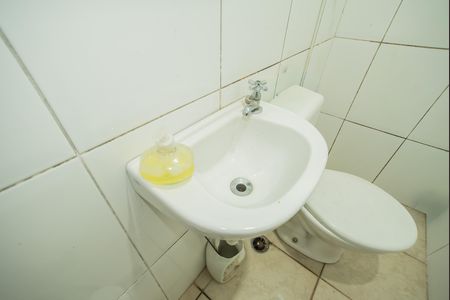 Casa à venda com 150m², 3 quartos e 2 vagas Casa à venda com 150m², 3 quartos e 2 vagasBanheiro da garagem