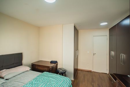 Casa à venda com 150m², 3 quartos e 2 vagas Casa à venda com 150m², 3 quartos e 2 vagasSuíte