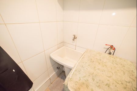 Casa à venda com 150m², 3 quartos e 2 vagas Casa à venda com 150m², 3 quartos e 2 vagasÁrea de Serviço