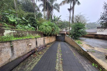 Sacada de casa à venda com 3 quartos, 300m² em Clube de Campo, Santo André