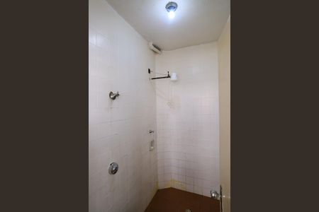 Apartamento para alugar com 109m², 2 quartos e 1 vaga Apartamento para alugar com 109m², 2 quartos e 1 vagaBanheiro de serviço