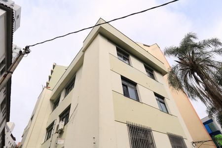 Apartamento para alugar com 109m², 2 quartos e 1 vaga Apartamento para alugar com 109m², 2 quartos e 1 vagaFachada