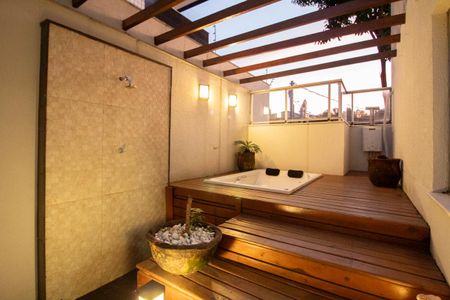 Apartamento à venda com 120m², 3 quartos e 2 vagasÁrea Privativa - Jacuzzi