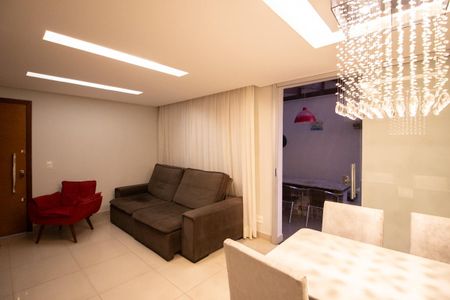 Sala de apartamento à venda com 3 quartos, 120m² em Santa Rosa, Belo Horizonte