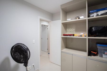 Apartamento à venda com 120m², 3 quartos e 2 vagasQuarto 2