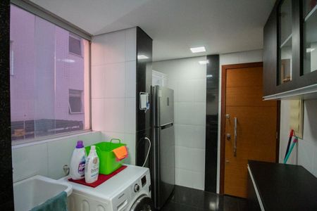 Apartamento à venda com 120m², 3 quartos e 2 vagasÁrea de Serviço