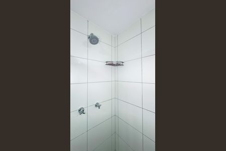 Banheiro de kitnet/studio à venda com 1 quarto, 24m² em Vila Cordeiro, São Paulo