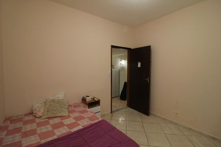 Quarto 2 de casa para alugar com 3 quartos, 160m² em Vila Ema, São Paulo