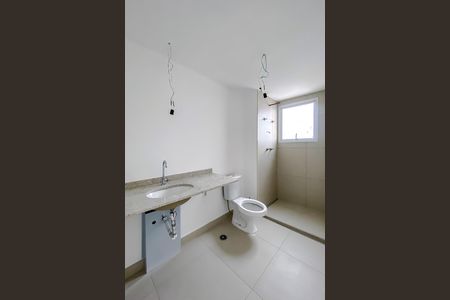 Apartamento à venda com 126m², 3 quartos e 2 vagas Apartamento à venda com 126m², 3 quartos e 2 vagasBanheiro da Suíte 3