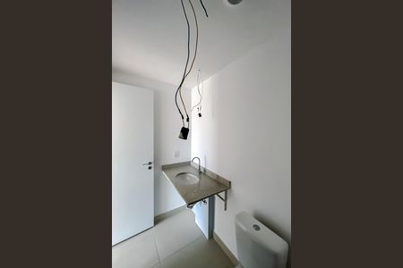 Apartamento à venda com 126m², 3 quartos e 2 vagas Apartamento à venda com 126m², 3 quartos e 2 vagasBanheiro da Suíte 1