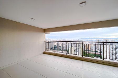 Apartamento à venda com 126m², 3 quartos e 2 vagas Apartamento à venda com 126m², 3 quartos e 2 vagasVaranda