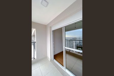 Apartamento à venda com 126m², 3 quartos e 2 vagas Apartamento à venda com 126m², 3 quartos e 2 vagasVaranda da Suíte 3
