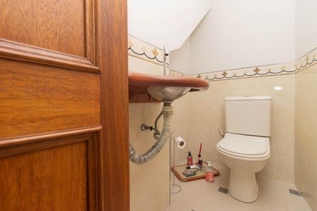 Casa de condomínio à venda com 121m², 3 quartos e 2 vagas Casa de condomínio à venda com 121m², 3 quartos e 2 vagasLavabo