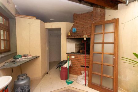 Casa de condomínio à venda com 121m², 3 quartos e 2 vagas Casa de condomínio à venda com 121m², 3 quartos e 2 vagasChurrasqueira