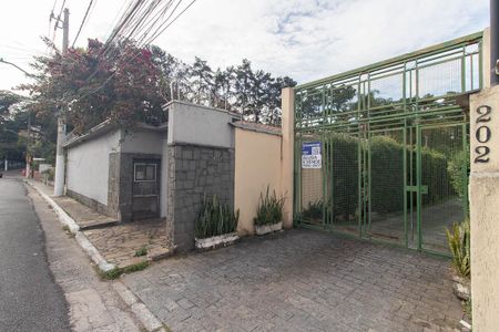 Casa de condomínio à venda com 121m², 3 quartos e 2 vagas Casa de condomínio à venda com 121m², 3 quartos e 2 vagasFachada